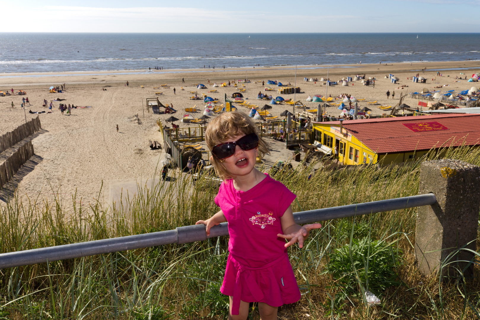 Mein Töchterchen am strand