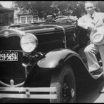 mein Vater circa 1930 mit Jordan sportcar