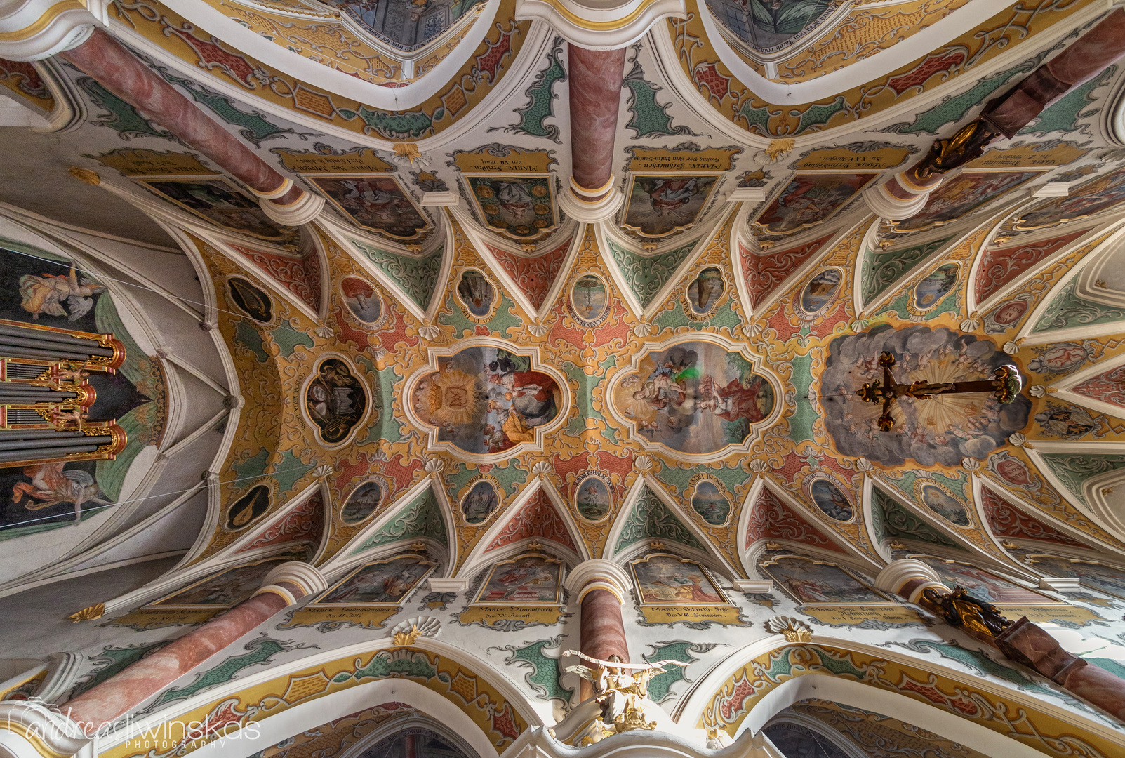 Mein"Blick nach oben" in der Frauenkirche in Wasserburg am Inn