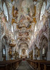  Mein"Blick nach Osten" in der Klosterkirche Mariä Geburt (Rottenbuch) 