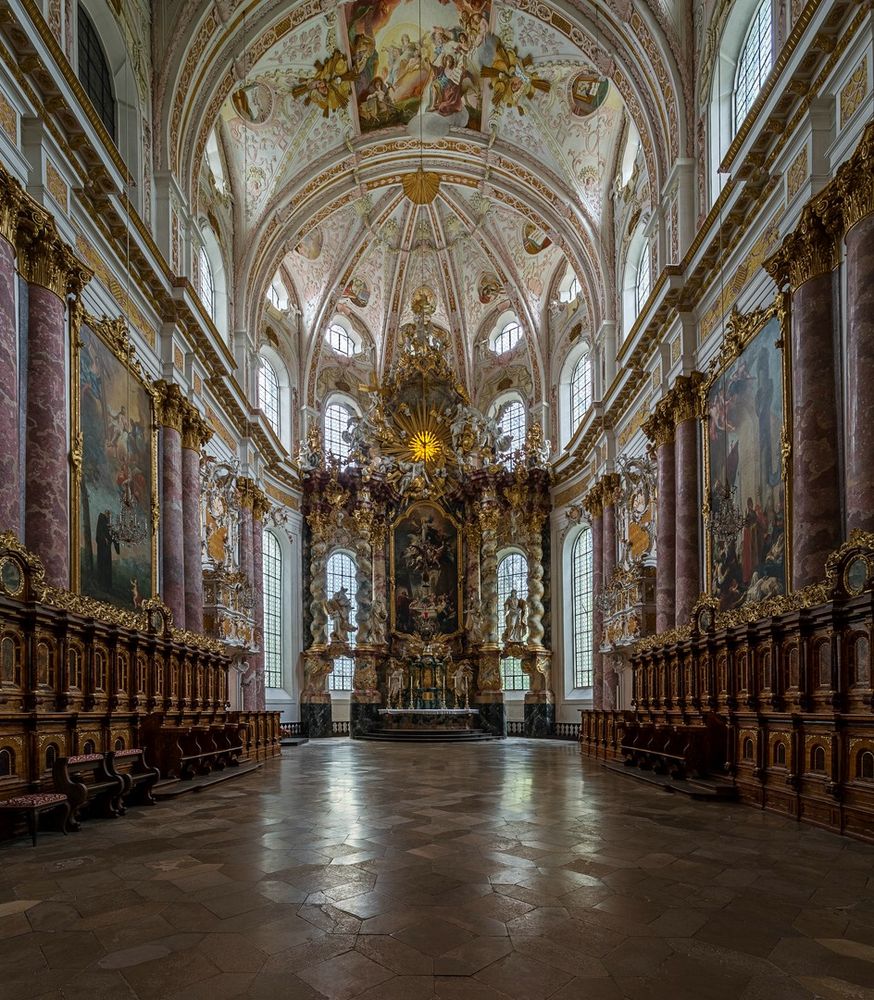 Mein"Blick zum Chor" in der Klosterkirche St. Mariä Himmelfahrt (Fürstenfeldbruck)