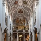 Mein"Blick zur Orgel" in der Pfarrkirche Mariä Himmelfahrt (Landsberg am Lech)