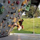 Meine beide..... Luca mit MIA - an der Boulderwand