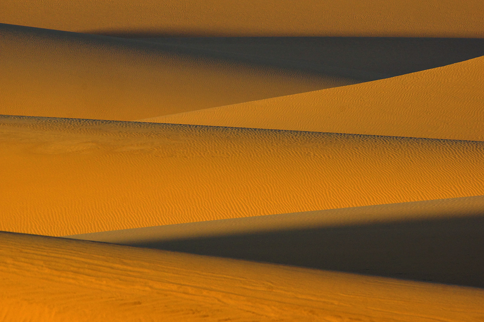 Meine Berufsleidenschaft (Abstrakte Fotografie) in den Sanddünen von Namibia ausgelebt