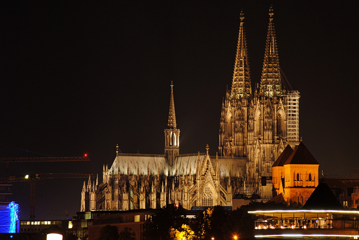 Meine erste Nachtaufnahme vom Kölner Dom