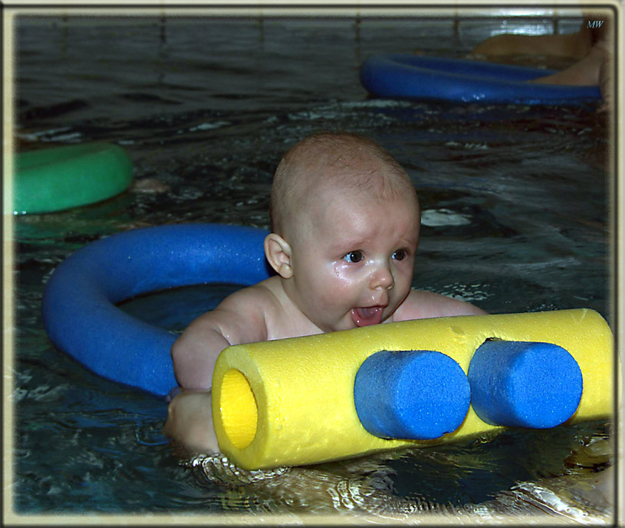 Meine ersten Schwimmversuche