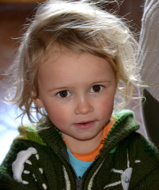 Fies Kleine Nichte muss herhalten Fies Kleine Nichte muss herhalten