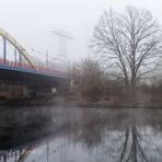 MEINE LIEBLINGSBRÜCKE IM WINTERNEBEL