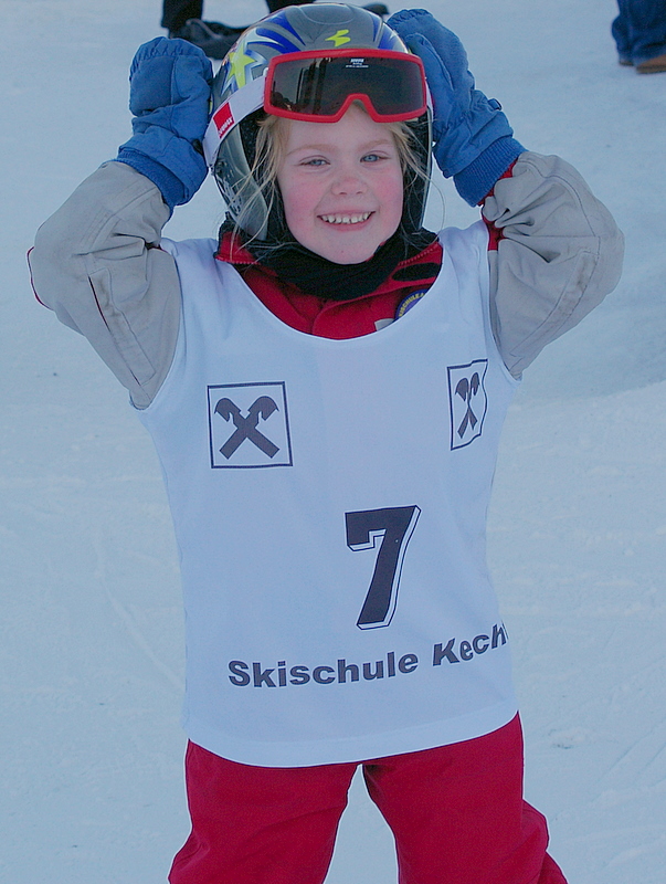 meine Tochter beim Skirennen.......