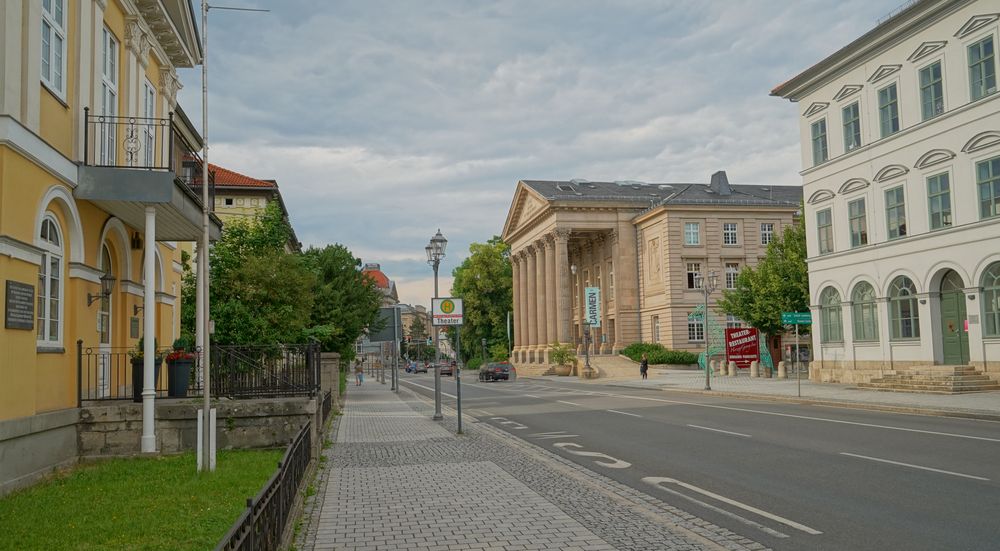 Meiningen, Blick zum Theater (Meiningen, vista al teatro)