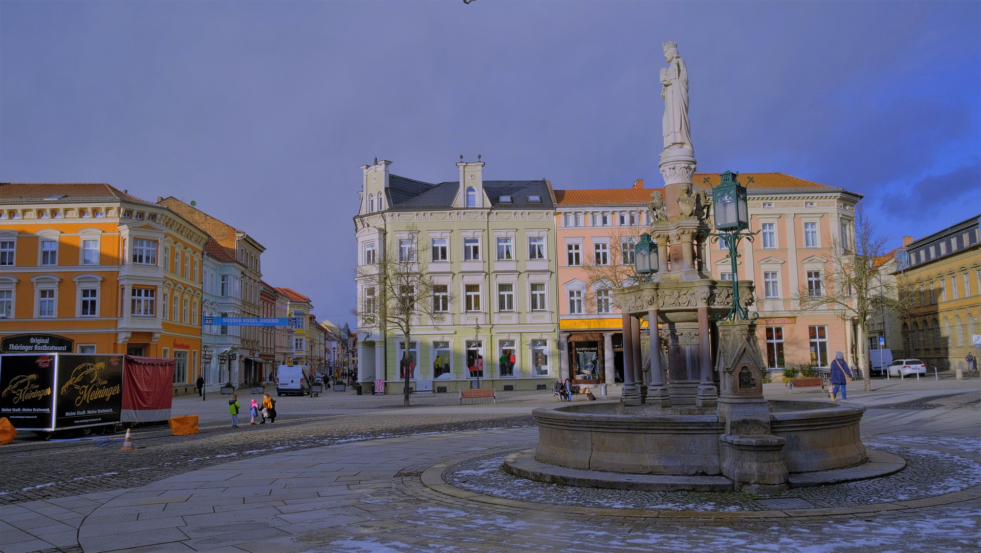 Meiningen, Marktplatz, 3 (Meiningen, plaza mayor, 3)