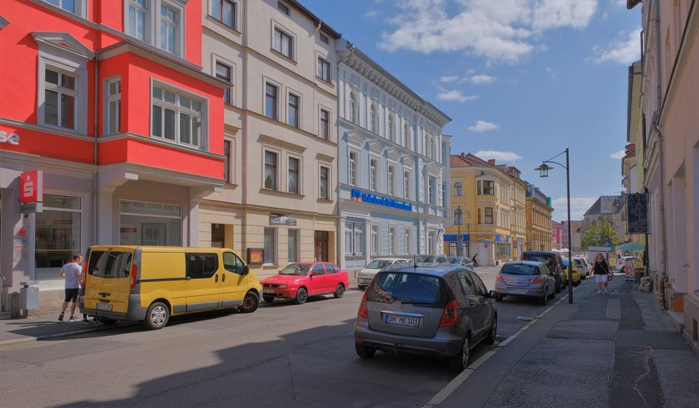 Meiningen, schöne bunte Häuser (Meiningen, casas hermosas coloridas)