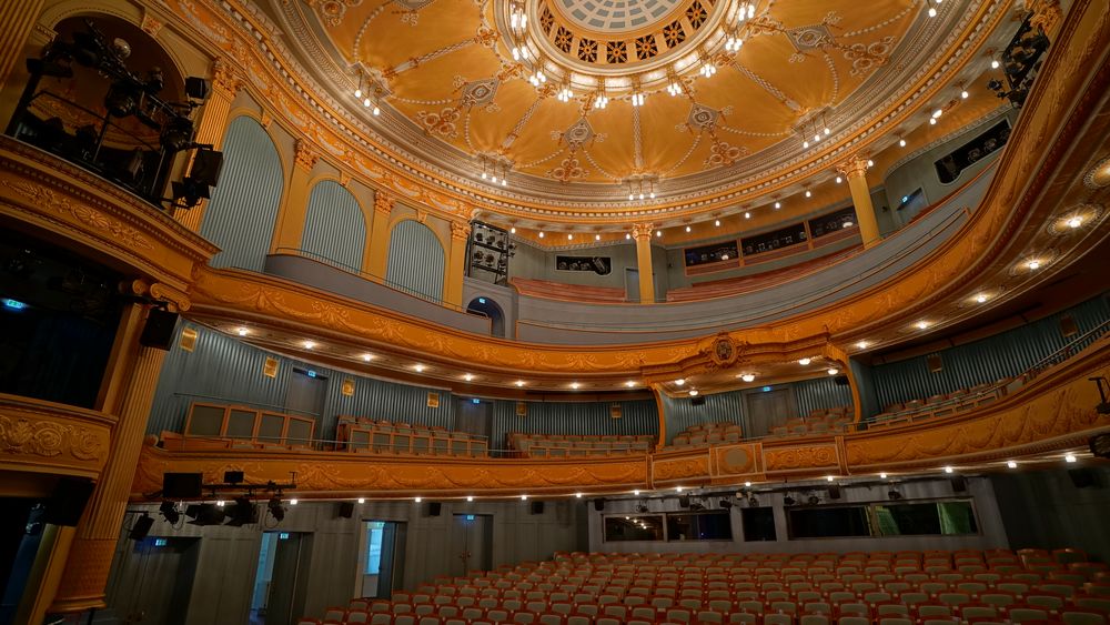 Meiningen, Theater, Blick von der Bühne (Meiningen, teatro, vista del escenario)