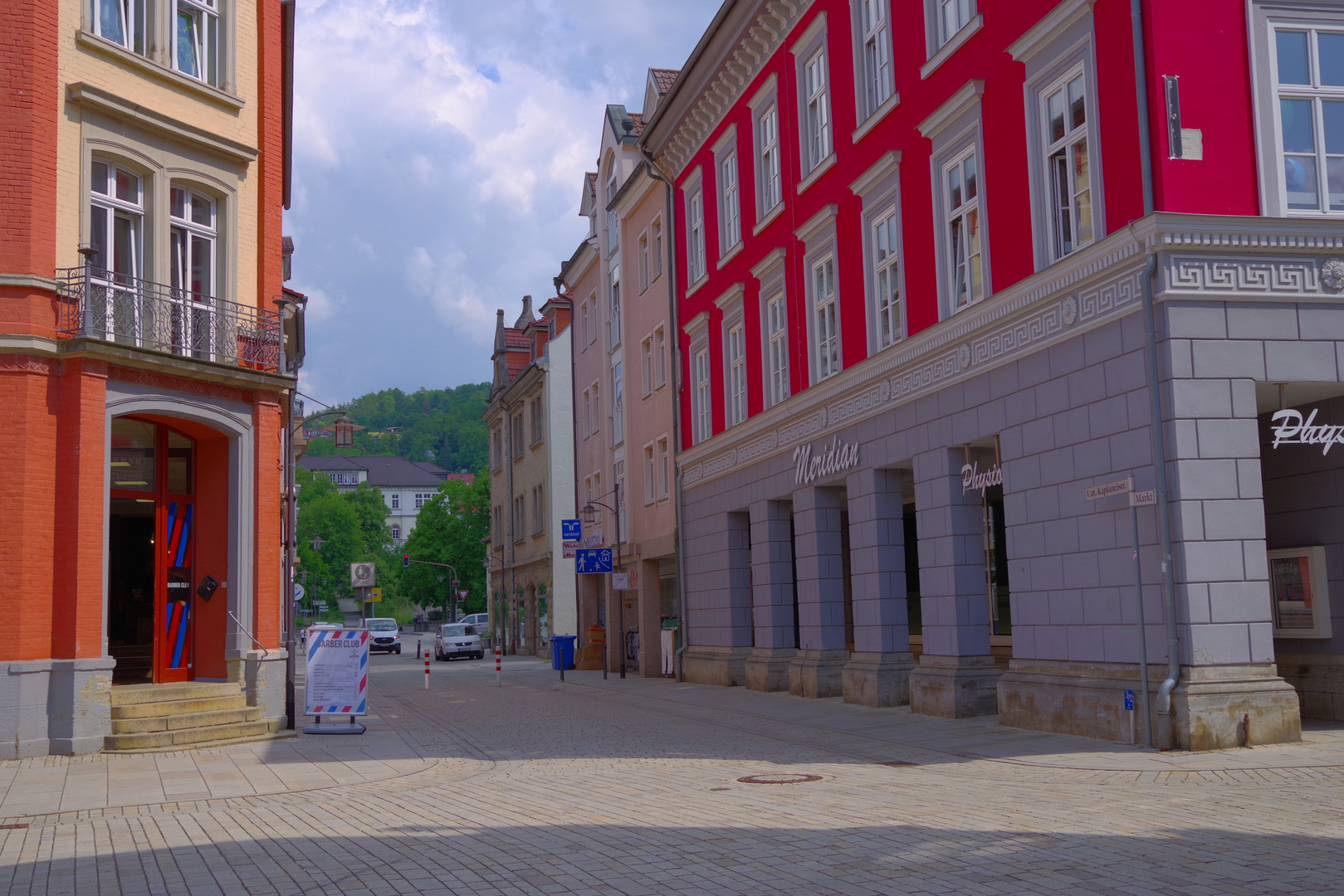 Meiningen, zwei rote Häuser