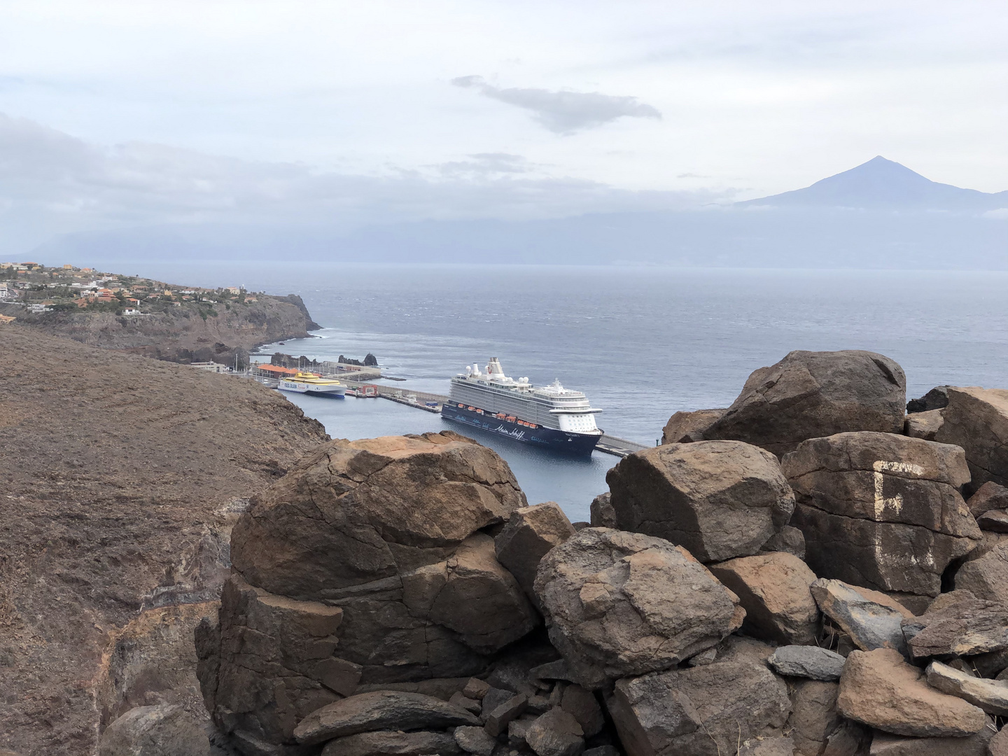 MeinSchiff 3 im Hafen von San