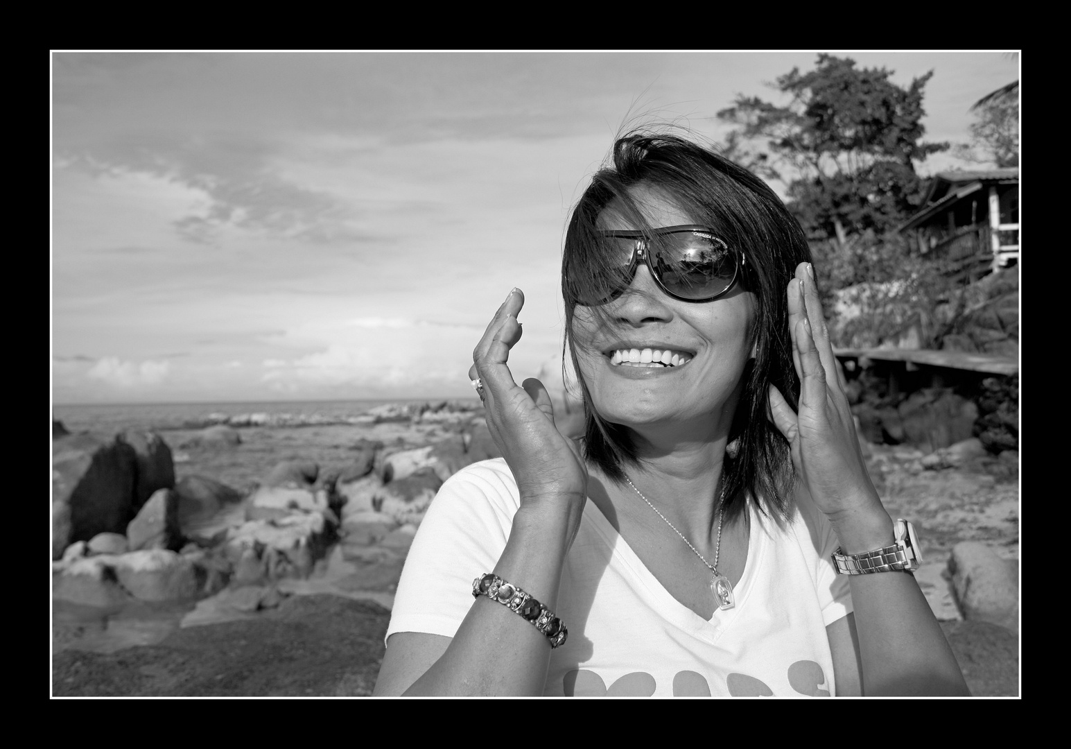 Mel smile @ Melati Black and White