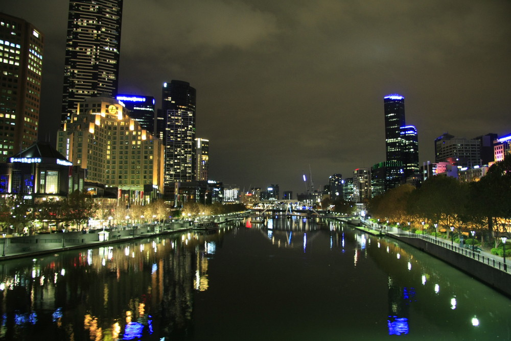 Melbourne at night