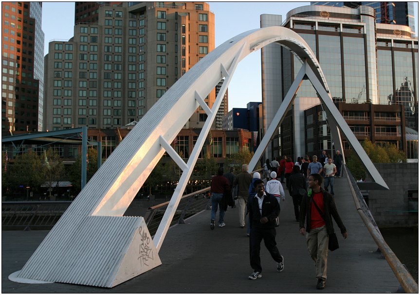 Melbourne: Bridge to Southbank