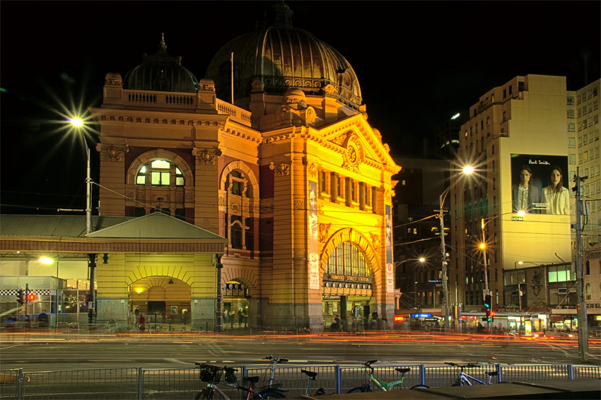 Melbourne by Night 3