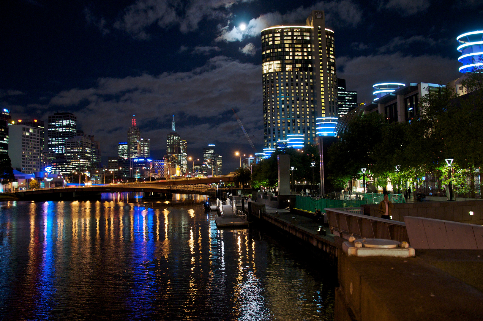 ... Melbourne by night