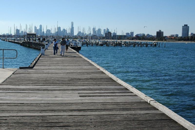 Melbourne von St-Kilda aus gesehen