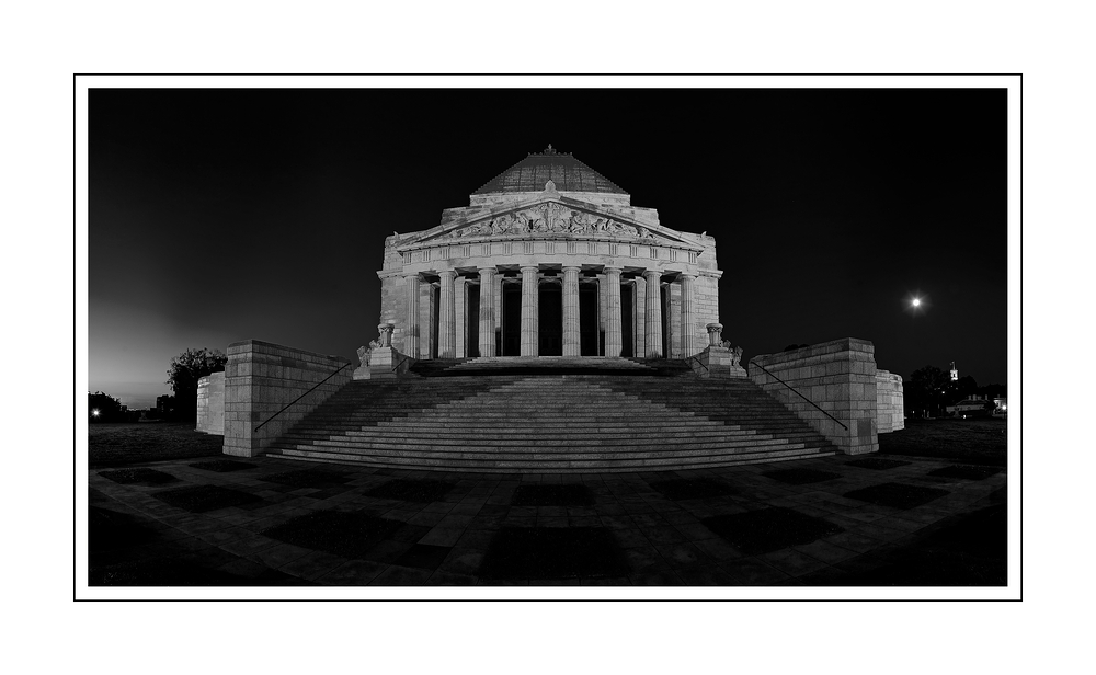 Melbourne war memorial