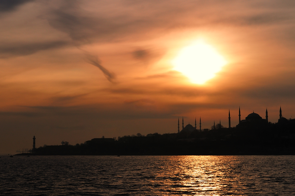 Melde mich zurück aus Istanbul