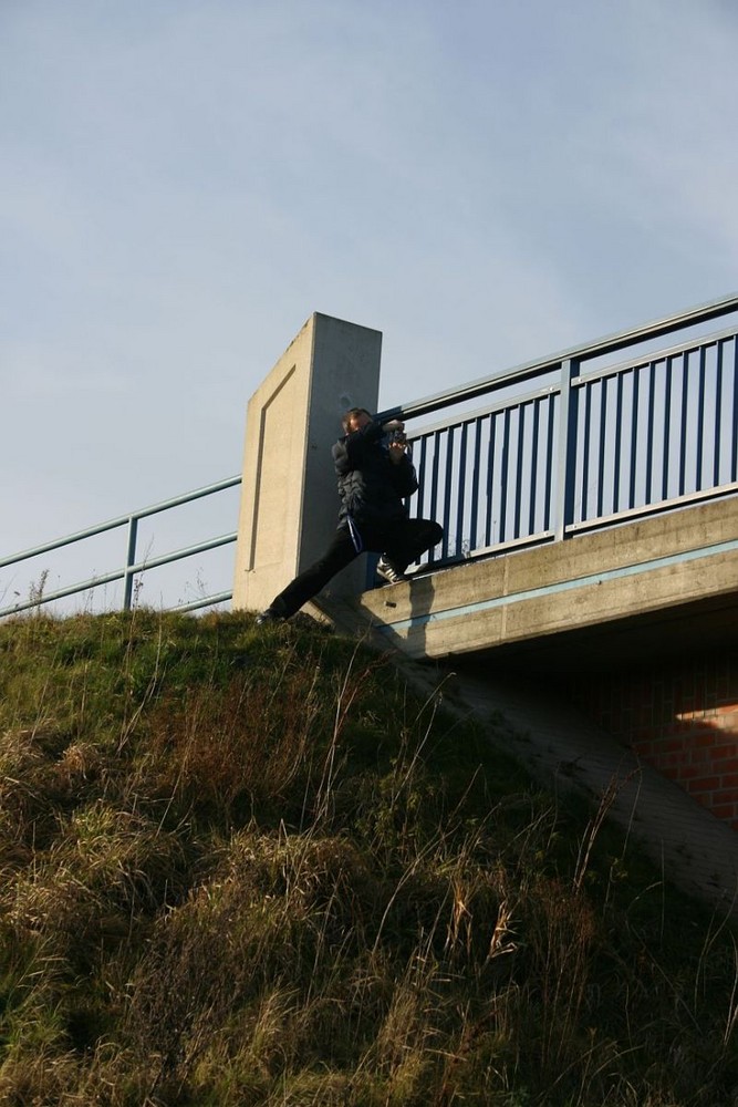 Meldung: Flitzerblitzer an der Brücke B212 gesichtet....