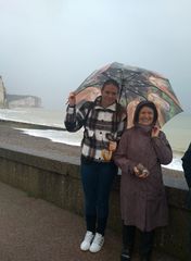 Mélodie et moi aux Petites Dalles 