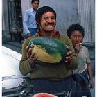 Melonenverkäufer auf dem Markt in Arequipa