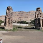 Memnon Kolosse und ein Tourist