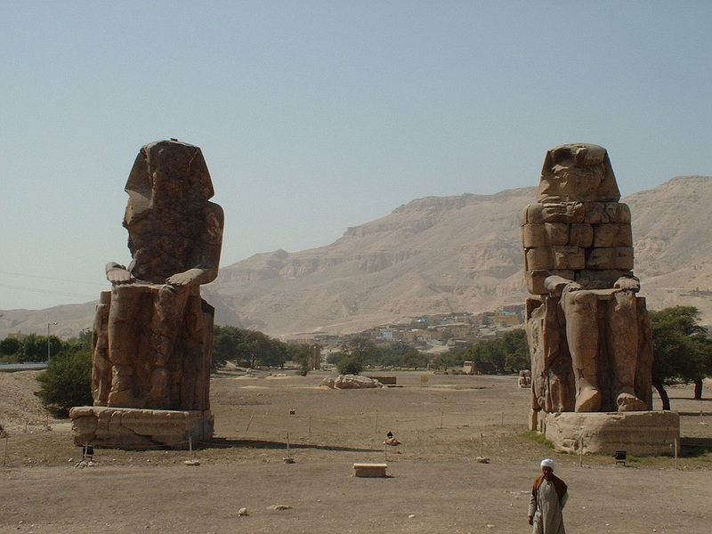 Memnonskolosse bei Luxor