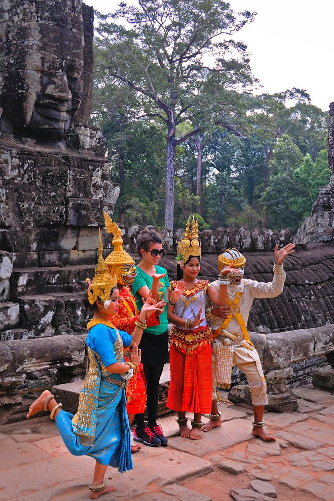 Memorable photo shooting in Bayon temple complex