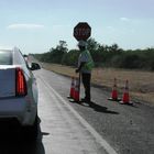 ..."men at work" bei 45°C im Schatten mitten in der texanischen Wüste...