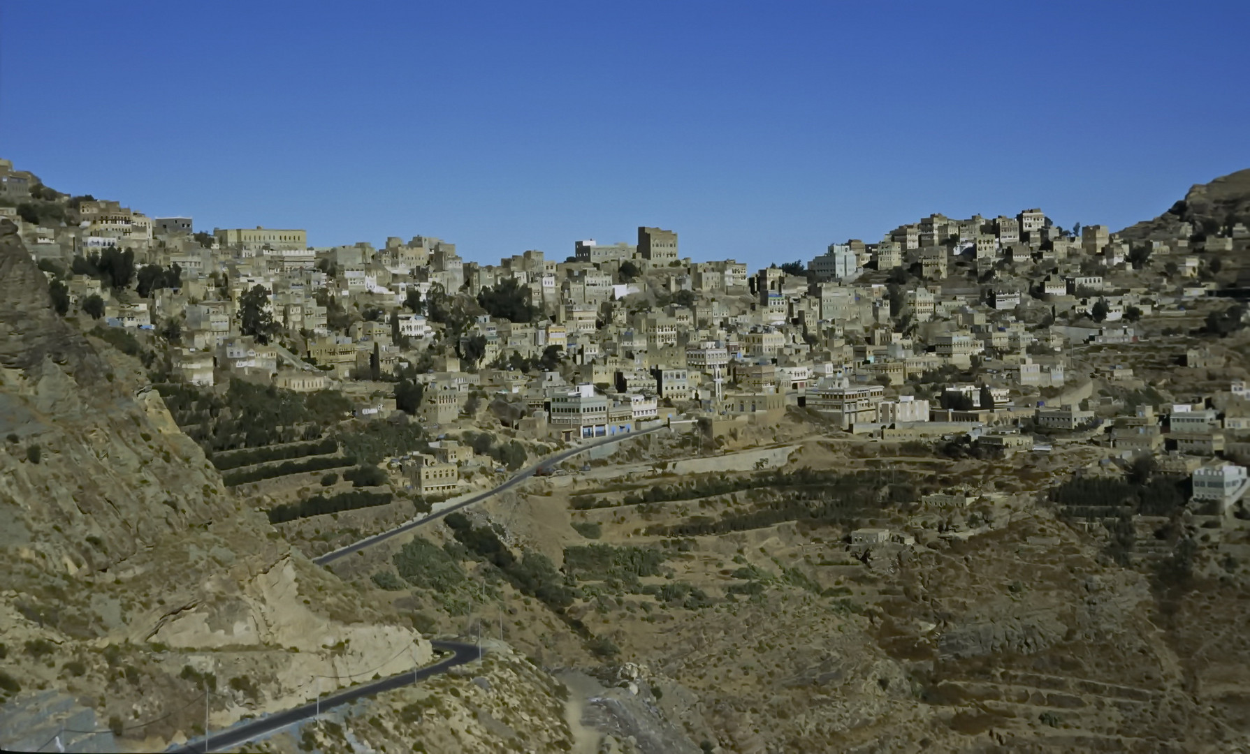 Menacha...eine Stadt im Yemen