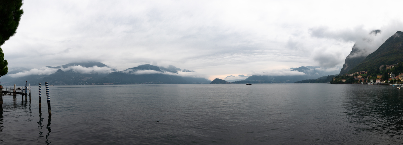 Menaggio Blick von der Hafenpromenade