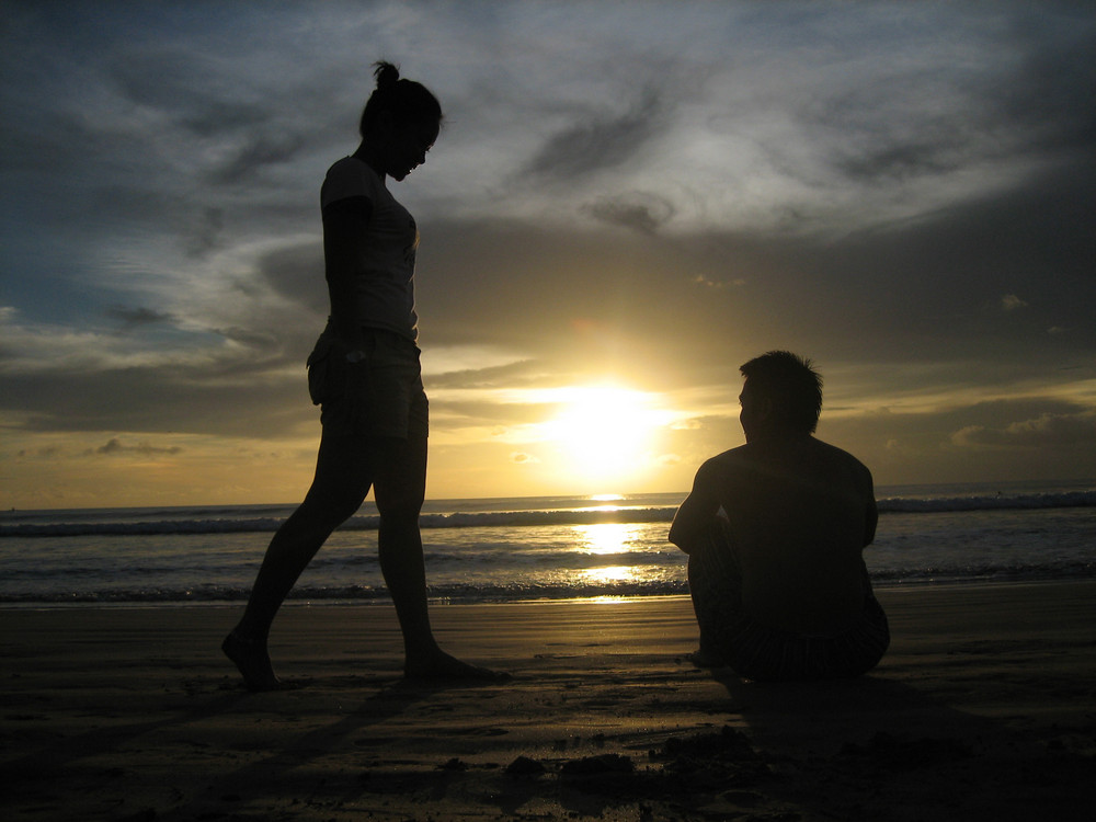 menanti sunset bersama...(self portrait)