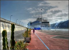 Mensch - Bus - Schiff - Santa Cruz, La Palma