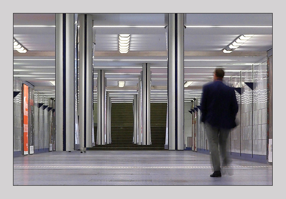 Mensch und Verkehr - mit der Hochbahn durch Hamburg - Fotoausstellung