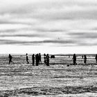 menschen am strand in dänemark .