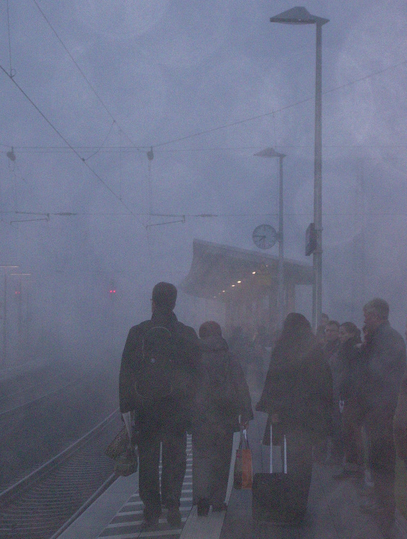 Menschen im Nebel ...