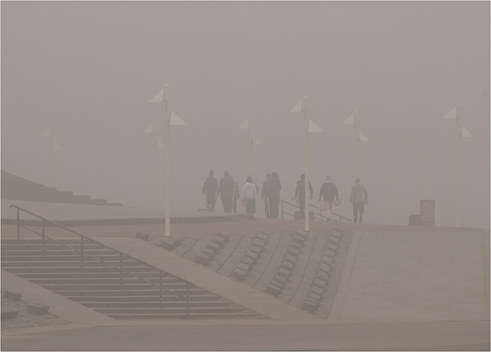 Menschen im Nebel...