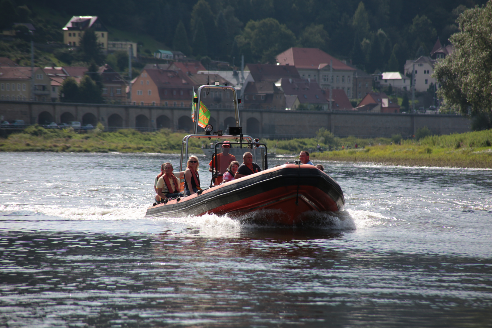 Menschen im Wasser-3