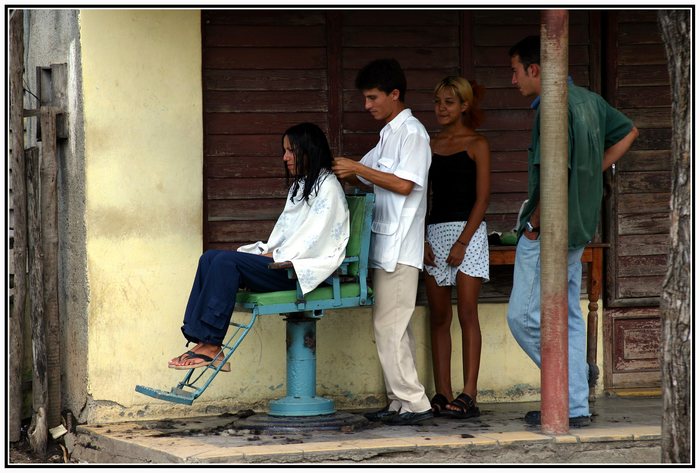 Menschen in Cuba / Der Figaro