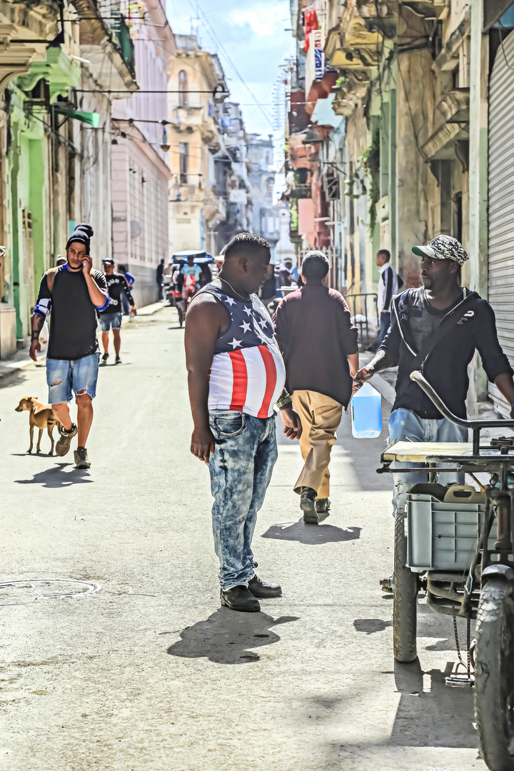 Menschen in Havanna (Kuba)