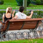 Menschen in Madrid -Selfie in der Sonne
