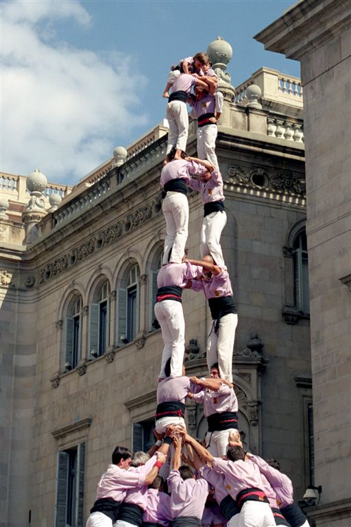 Menschen-Pyramiden in Barcelona