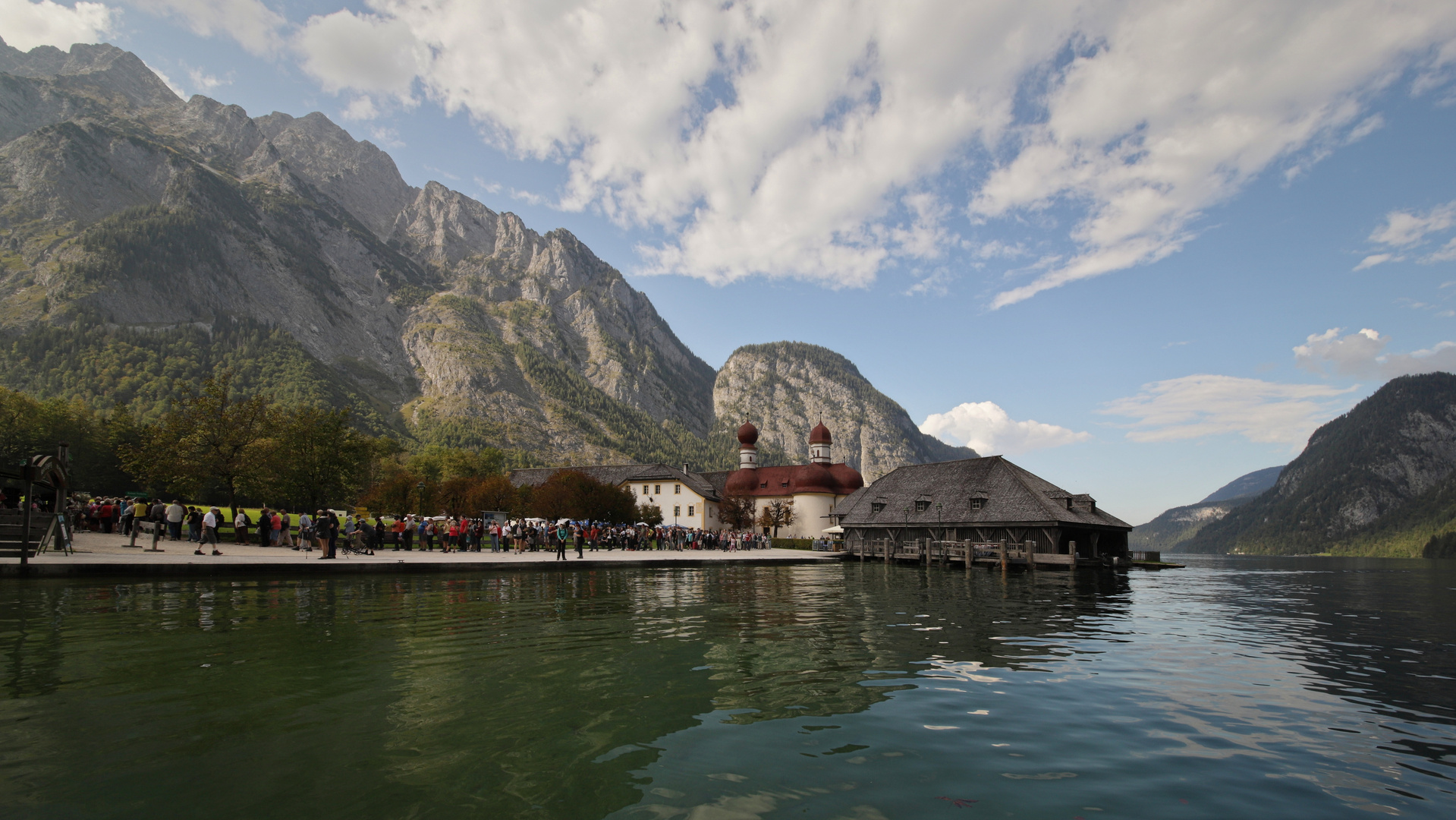 Menschenschlange auf St. Bartholomä (2018_09_18_EOS 6D Mark II_6970_ji)