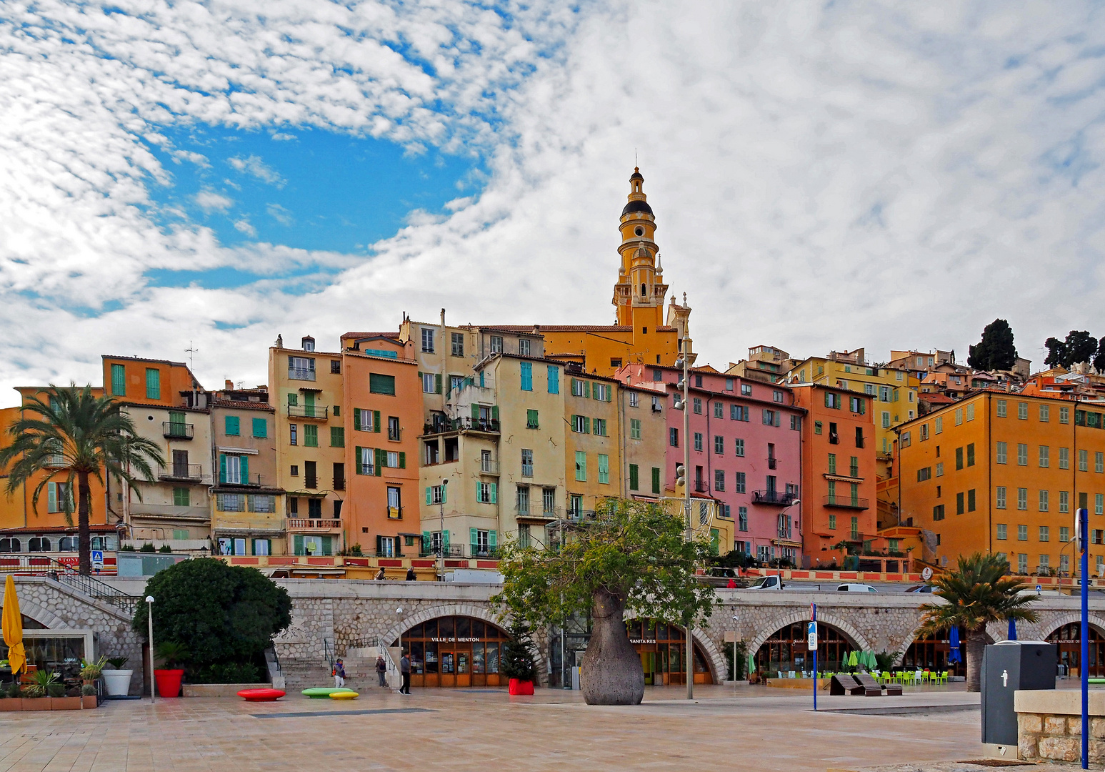 Menton à la Plage des Sablettes