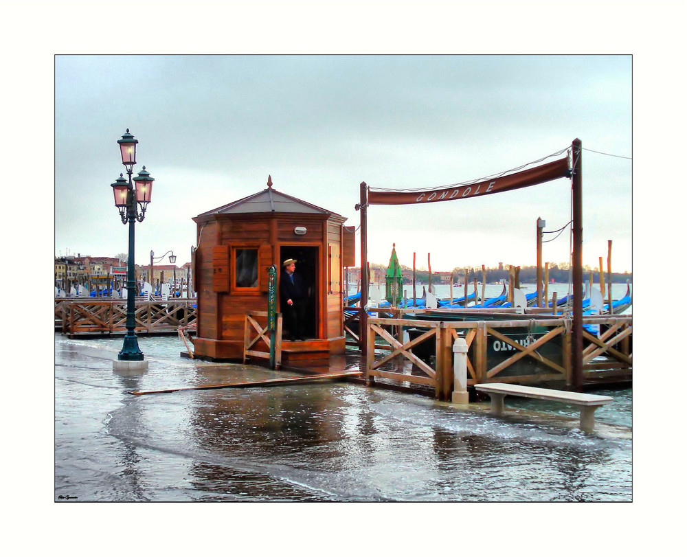 Mentre attendo l'arrivo dell'acqua alta